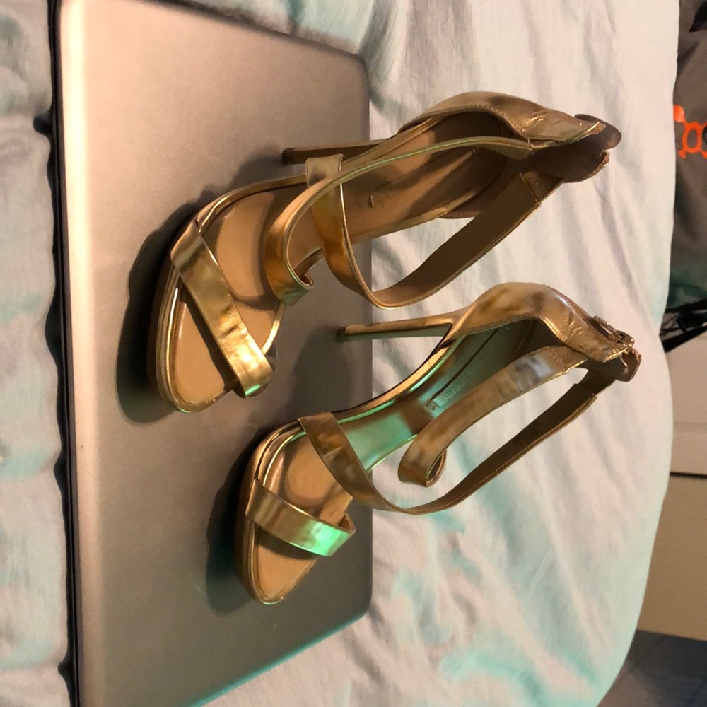 BCBG Maxazria